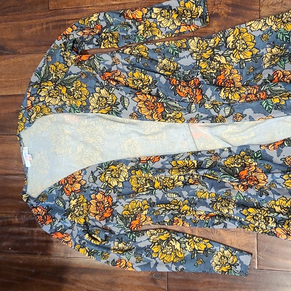 LuLaRoe Sweaters - Lularoe Sarah Duster